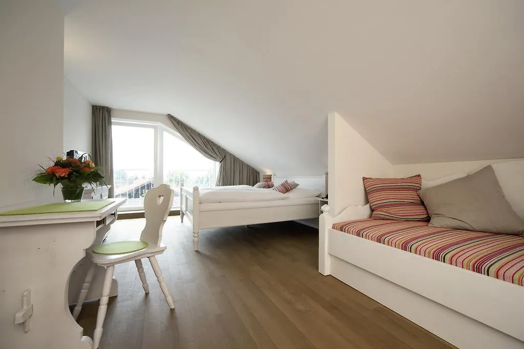 Gasthof Neuwirt Unterfoehring Inn