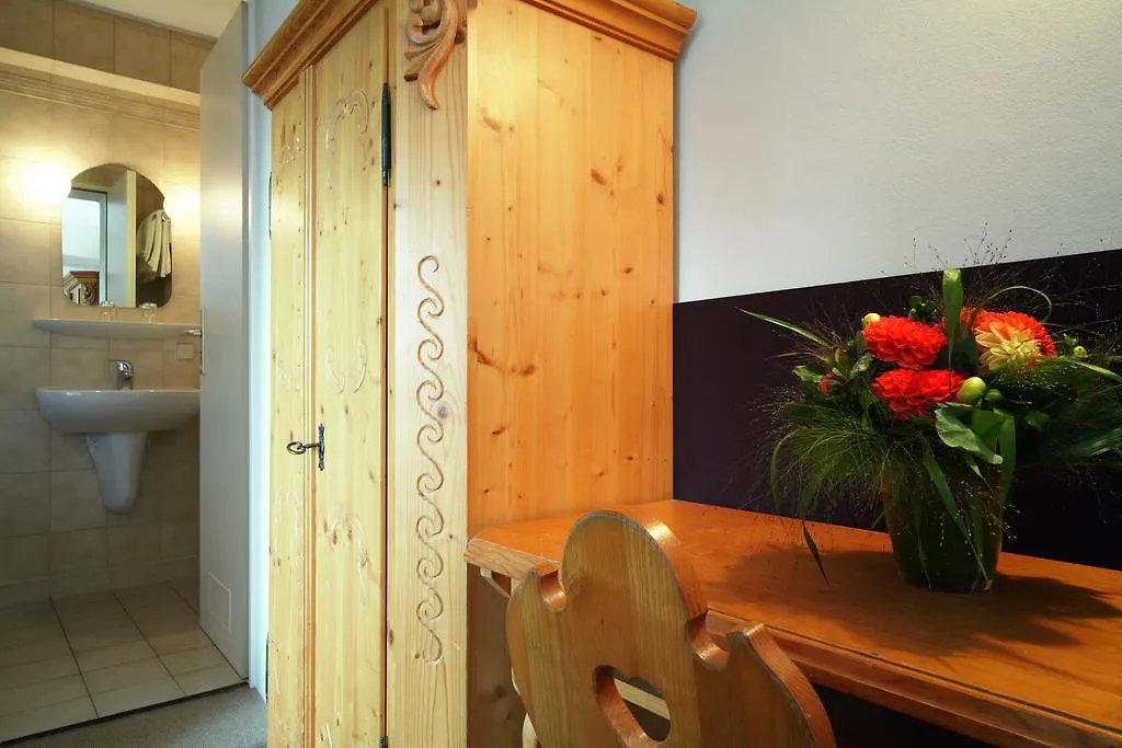 Gasthof Neuwirt Unterfoehring Inn